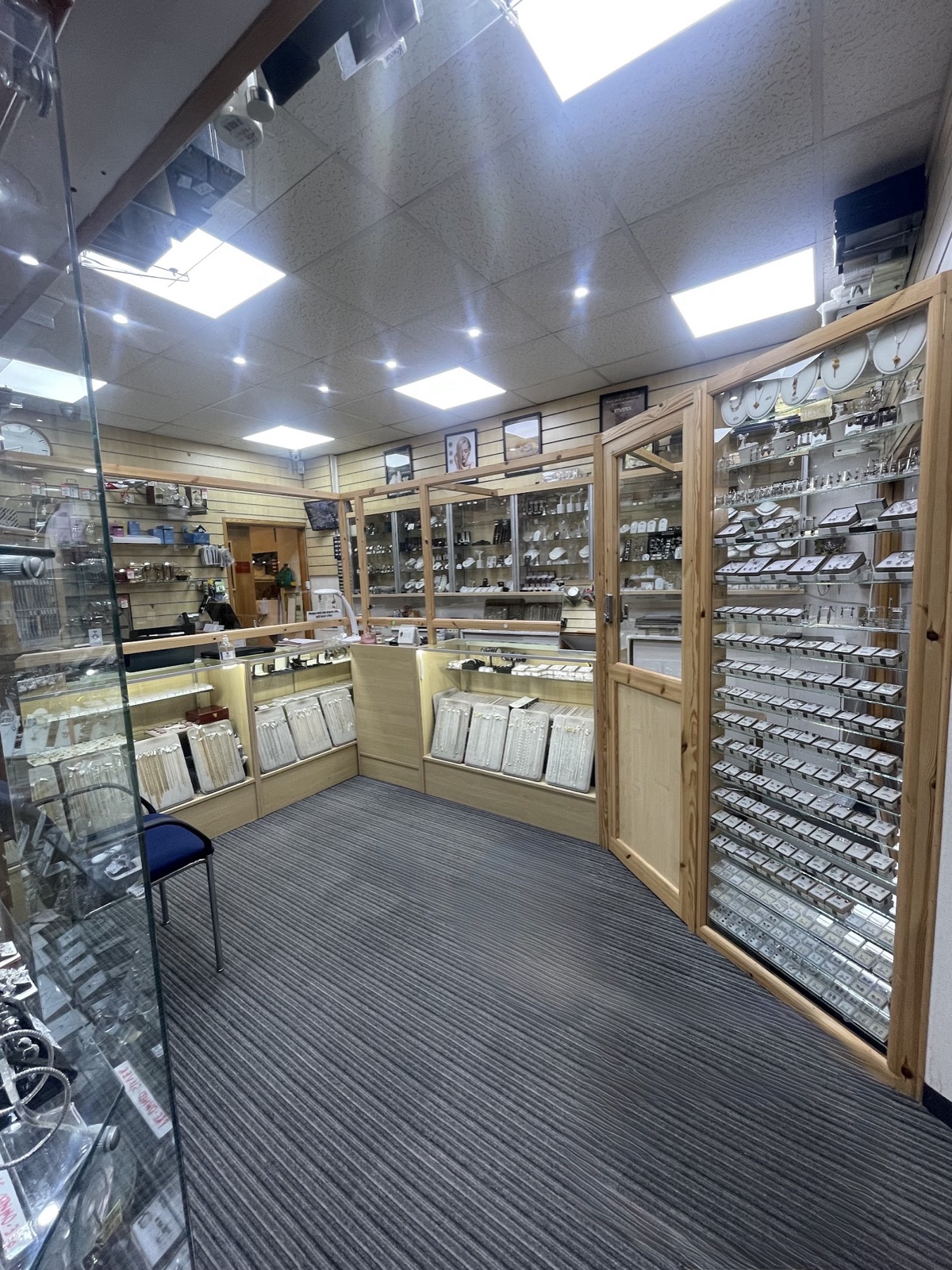 Goldleaf Jewellers in Finchley London